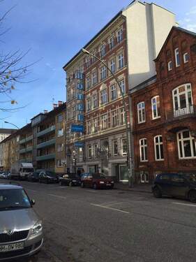 Bild 1 - Garagenstellplatz - 160,00&nbsp;EUR Miete,