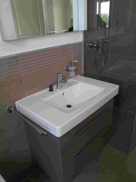 Badezimmer - 3 Zimmer Etagenwohnung zum Kaufen in Leipzig