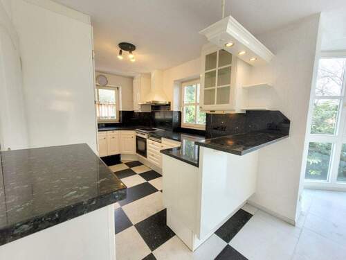 1 - Einfamilienhaus mit 272,00 m&sup2; in Schopfheim zum Kaufen