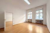 Raum 2 - 2 Zimmer Büro zum Kaufen in Berlin