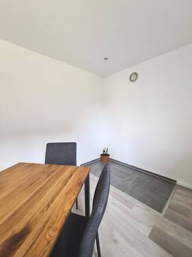 Platz für Kaminofen im Esszimmer - 