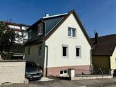 Gebäudeansicht - 6 Zimmer Einfamilienhaus zum Kaufen in Albstadt