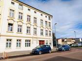Hausansicht von vorn - Etagenwohnung mit 140,50 m² in Magdeburg zum Kaufen