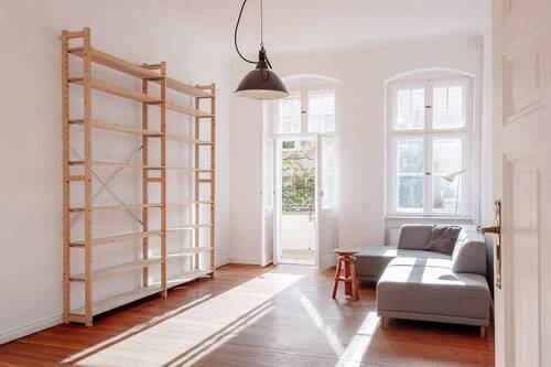 Wohnzimmer - Mitten im Reuterkiez - Stilvolle 3-Zimmer-Wohnung nahe Maybachufer