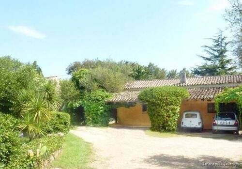 Bild 2 - 6 Zimmer Mehrfamilienhaus, Wohnhaus zum Kaufen in Arzachena