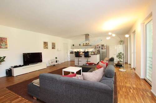 WOHNBEREICH - 3 Zimmer Etagenwohnung in Darmstadt