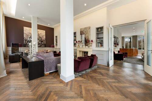 Kaminzimmer Concierge - 5 Zimmer Etagenwohnung zum Kaufen in Düsseldorf