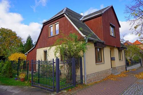 Titelansicht - Nahe Weimar: EFH für die handwerklich begabte Familie, ACHTUNG: Dachstuhl muss erneuert werden! Heizung bereits neu!