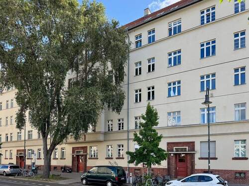 Das Haus - 1,5-Zimmer-Eigentumswohnung bezugsfrei kaufen in Berlin-Prenzlauer Berg, 54 m², sonniger Balkon