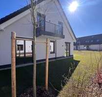 NEUBAU-Doppelhaushälfte mit wohnlichem Souterrainbereich und sonnigem Süd-West-Garten - München Feldmoching-Hasenbergl