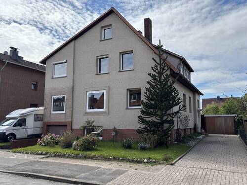 3256 Straßenansicht - 6 Zimmer Einfamilienhaus zum Kaufen in Lindhorst