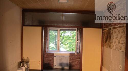 Küche mit Zugang zum Esszimmer - 