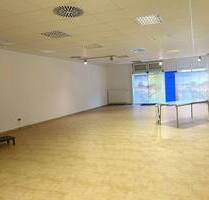 BüroLadenlokal in zentraler Lage von Hornberg, heller Raum, barrierefrei, ab sofort zu vermieten