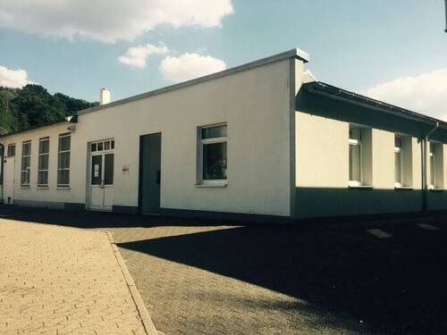 Bild 12 Aussenansicht - 6 Zimmer Büro zur Miete in Saarbrücken