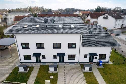 Ansicht vollständig - 5 Zimmer Mehrfamilienhaus, Wohnhaus in Waldkraiburg