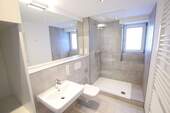Badezimmer - 2 Zimmer Etagenwohnung zur Miete in Mannheim