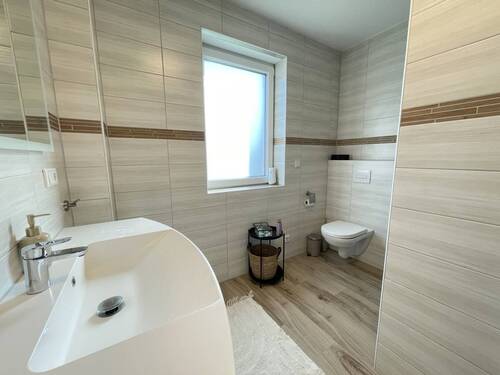 Badezimmer Erdgeschoss - 
