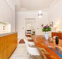 Wit in White - Stilvolle Architektenwohnung mit hochwertigem Interieur am Olivaer & Ludwigkirchplatz - Berlin Wilmersdorf