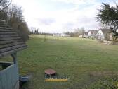 Spielwiese vor dem Garten - 