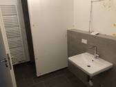 Badezimmer mit Dusche - 