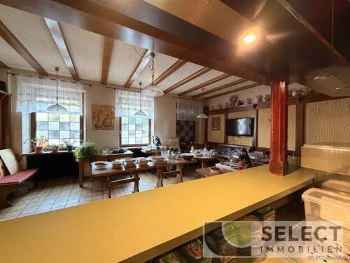 ehem Gastraum - Mehrfamilienhaus, Wohnhaus in Schöndorf