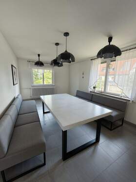 Esszimmer - Esszimmer, Modern - (KI generiert) - 