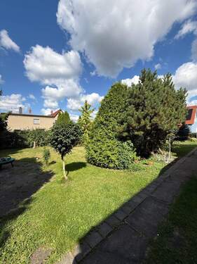 Garten - Doppelhaushälfte mit 146,00 m² in Dresden zum Kaufen