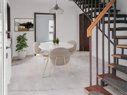 Großzügiger Flur - Einfamilienhaus mit 120,00 m&sup2; in Berkenbrück zur Miete