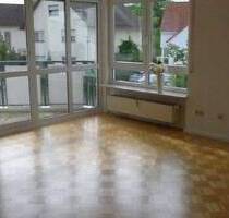 Mühlheim am Main City (nicht Lämmerspiel) helle sympathische Wohnung mit 2 PKW Stellplätzen