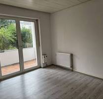 Sofort bezugsfrei: Charmante 2-Zimmer-Wohnung mit Balkon und Gartenblick in Köln-Neuehrenfeld