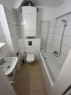 Musterfoto Badezimmer - 2 Zimmer Etagenwohnung in Dortmund