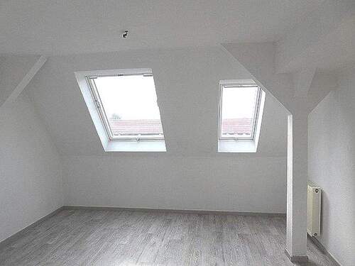 Zimmer 1 - 3 Zimmer Etagenwohnung in Brandenburg an der Havel