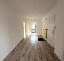 Erstbezug nach Sanierung im Mischgebiet mit A42-Anschluss | 4,5-Zimmer-Wohnung mit ca. 109 m² - Herne Baukau-West