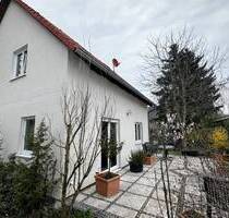Einfamilienhaus mit 5 Zimmern und Garten. - Neuenhagen b Berlin