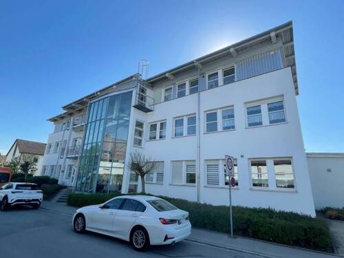 Ansicht I - SCHICKE - HELLE - 3 ZIMMER-ETW mit gr.BALKON + EBK + GARAGE KAUFBEUREN - nähe STADTRAND!