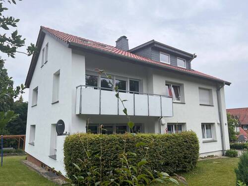 00_Haus_vorne - geräumige 2,5-Zimmer-Wohnung im Dachgeschoss - Erstbezug & top Lage in Bad Essen!