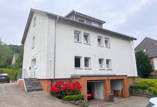02_Haus_hinten - 2 Zimmer Etagenwohnung in Bad Essen