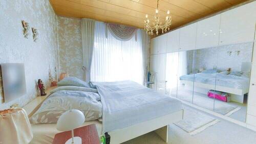 Elternschlafzimmer - Einfamilienhaus mit 147,20 m&sup2; in Vrees zum Kaufen