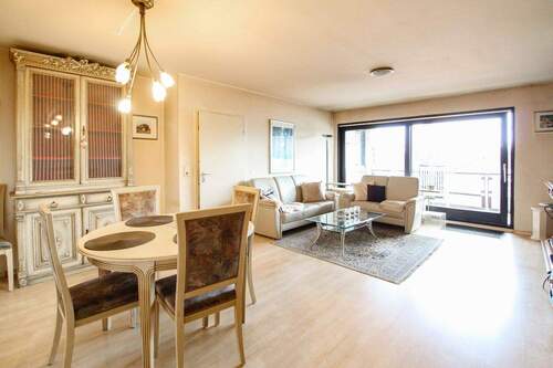 Wohzimmer - Perfekt geschnittene 3-Zi.-Wohnung mit Loggia und Pkw-Stellplatz in Königswinter-Ittenbach