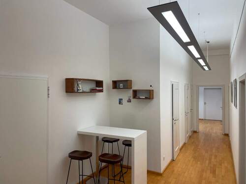 Eingangsbereich Büro - 