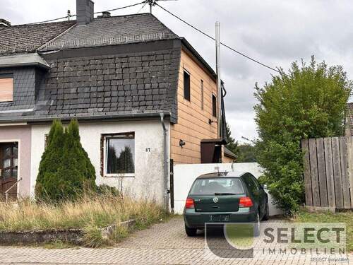 Frontansicht - Nähe Bostalsee! Renovierungsbedürftiges Einfamilienhaus mit Garage und Garten,