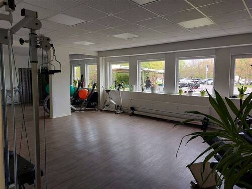 02_Therapieraum-Sport 2 - 1 Zimmer Büro in Borna
