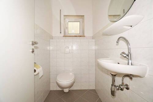 Beispiel Gäste WC - 