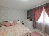 Schlafzimmer mit Zugang zum Bad - 