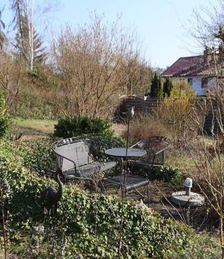 Sitzgruppe im Garten - 