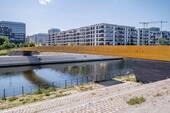 Nahegelegener Golda-Meir-Steg - 