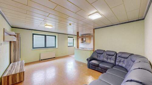 Wohn-/Esszimmer EG - 8 Zimmer Mehrfamilienhaus, Wohnhaus in Schwebenried