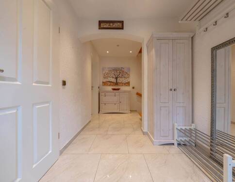 EG Eingangsbereich - 4 Zimmer Einfamilienhaus in Lünen