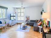 Wohnzimmer - AIGNER - Bezugsfrei: Gepflegte 2-Zimmer-Wohnung im Herzen von Nymphenburg!