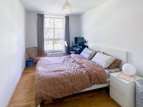 Schlafzimmer - Etagenwohnung mit 47,50 m&sup2; in München zum Kaufen